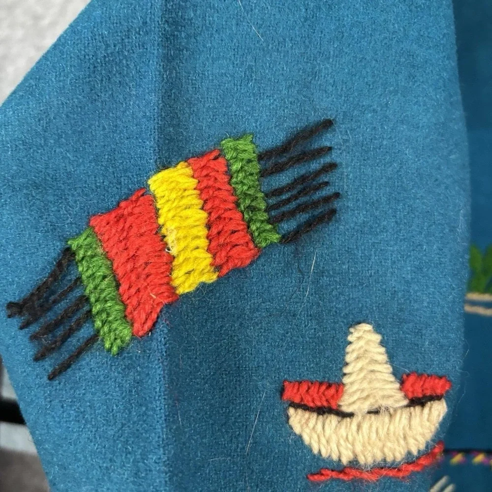Vintage 1940s-1950s Lopez 100% Wool‎ Mexican Souvenir Jacket -Hand Embroidered